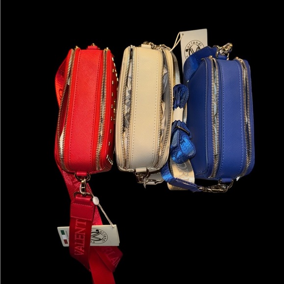 New VALENTINO ORLANDI Studded Guitar Strap DZip Camera Bag in Red, Cream or Blue - Picture 6 of 11